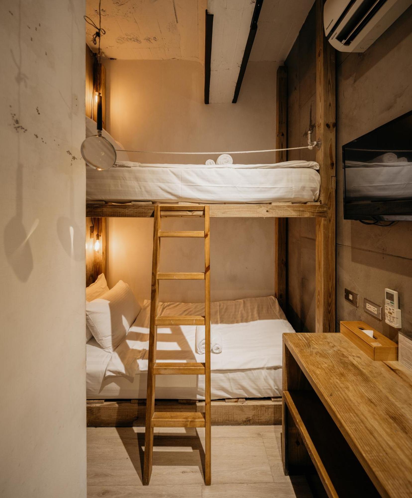 Just Inn 正旅館 北車 Tchaj-pej Exteriér fotografie